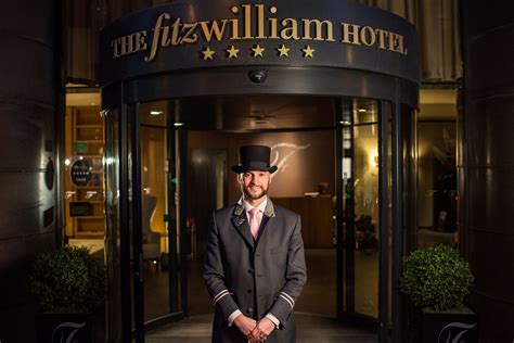 FITZWILLIAM INN .